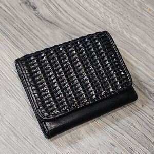 Vintage Black Woven Leather Mini Stone Mountain Trifold Wallet